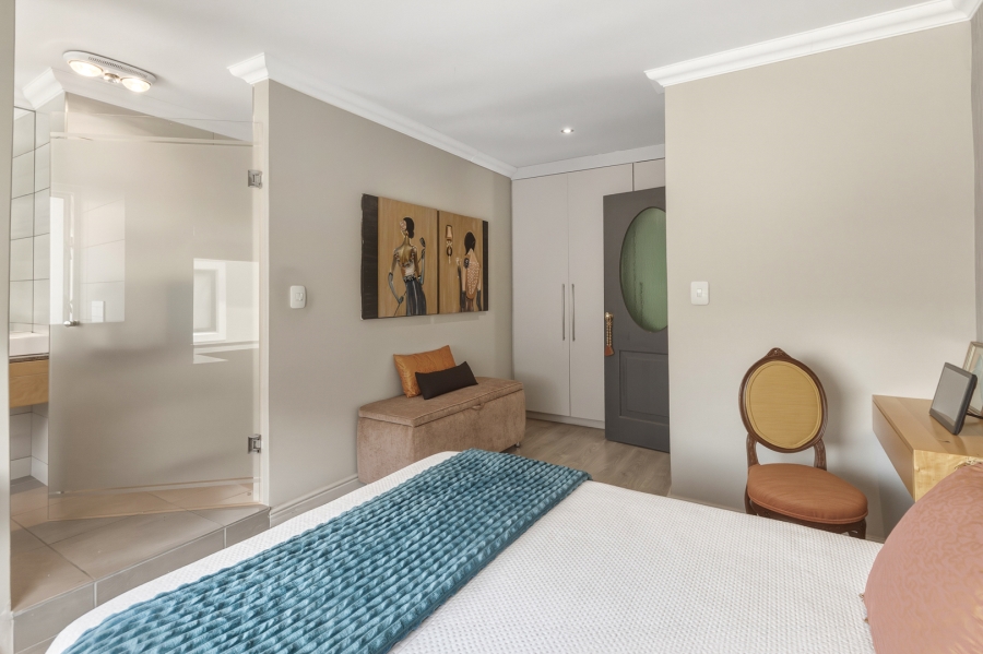 4 Bedroom Property for Sale in Greenways Golf Estate Western Cape